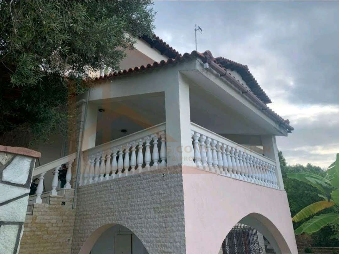 Samostalna vila, Nea Skioni, Nea Skioni